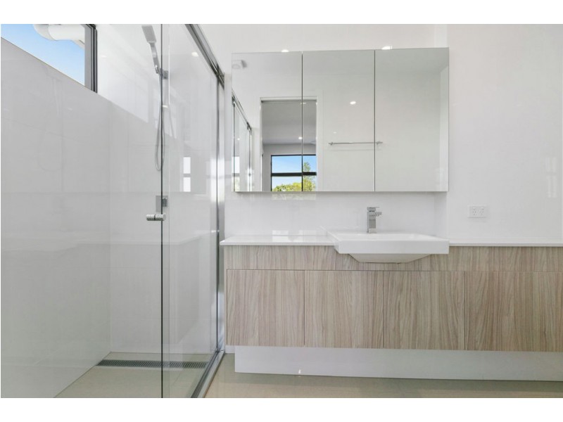 18/24 Haig Street, Coorparoo QLD 4151