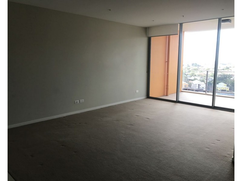 4158/37C Harbour Road, Hamilton QLD 4007