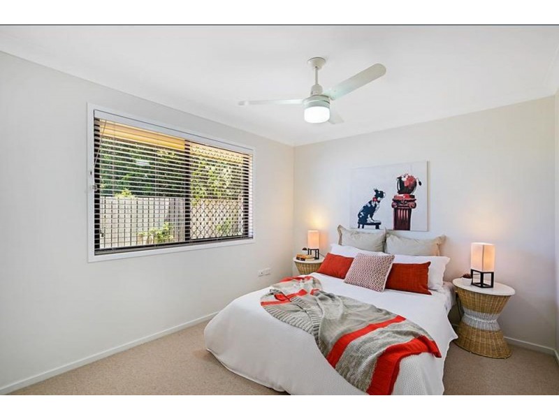 25 Catalina Drive, Wilsonton QLD 4350