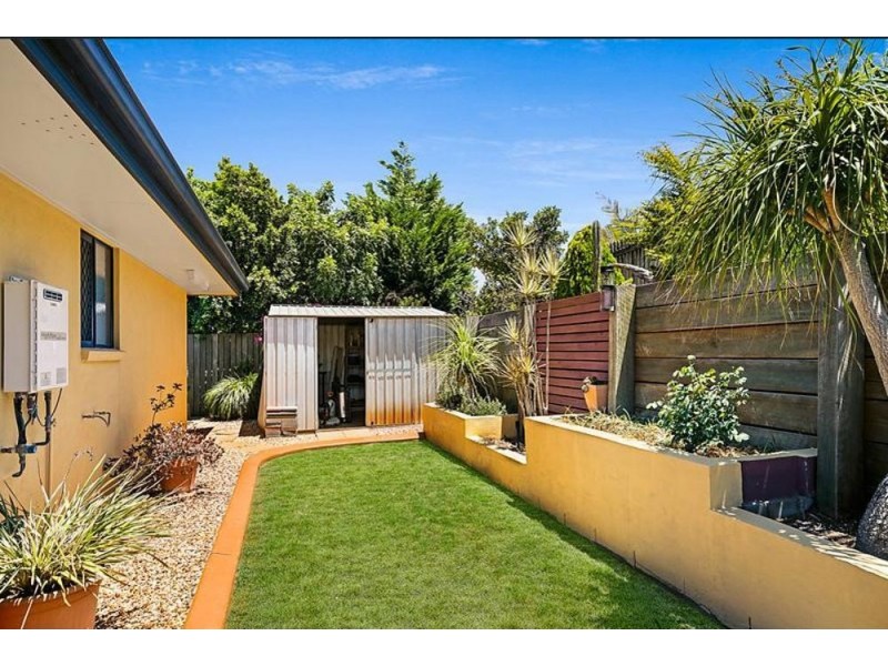 25 Catalina Drive, Wilsonton QLD 4350