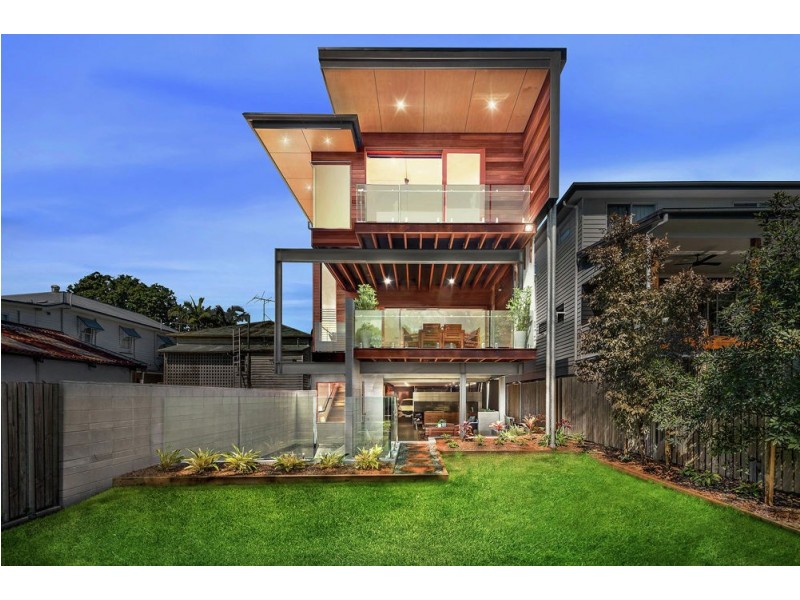 32 Rawson Street, Wooloowin QLD 4030