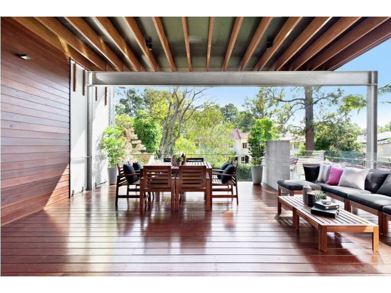 32 Rawson Street, Wooloowin QLD 4030