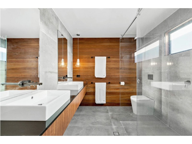 32 Rawson Street, Wooloowin QLD 4030