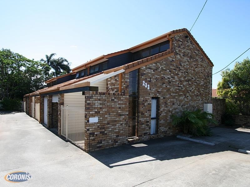 Bloomfield Street, Cleveland QLD 4163