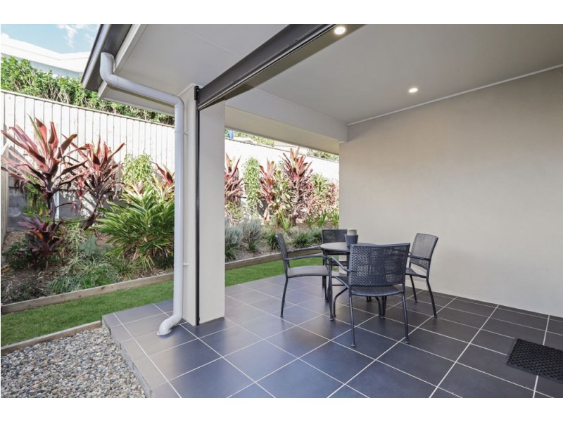 22 April Crescent, Bridgeman Downs QLD 4035