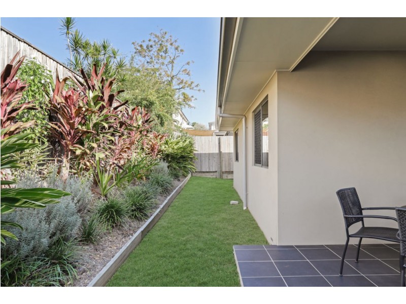 22 April Crescent, Bridgeman Downs QLD 4035