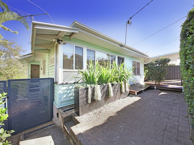 24 Lamont Road, Wilston QLD 4051