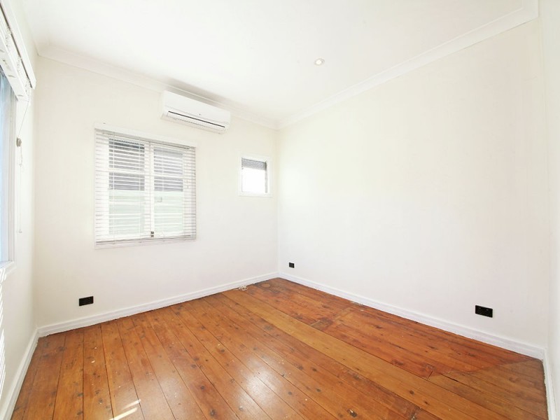 24 Lamont Road, Wilston QLD 4051