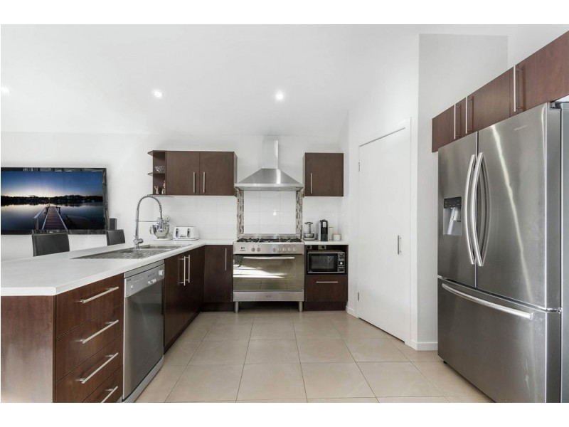 83 Besham Parade, Wynnum QLD 4178