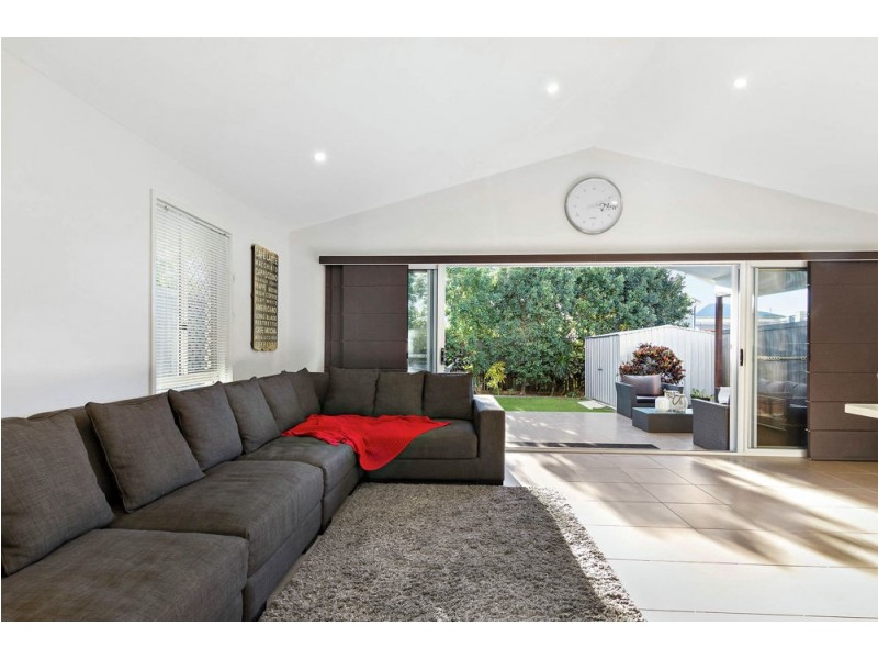 83 Besham Parade, Wynnum QLD 4178