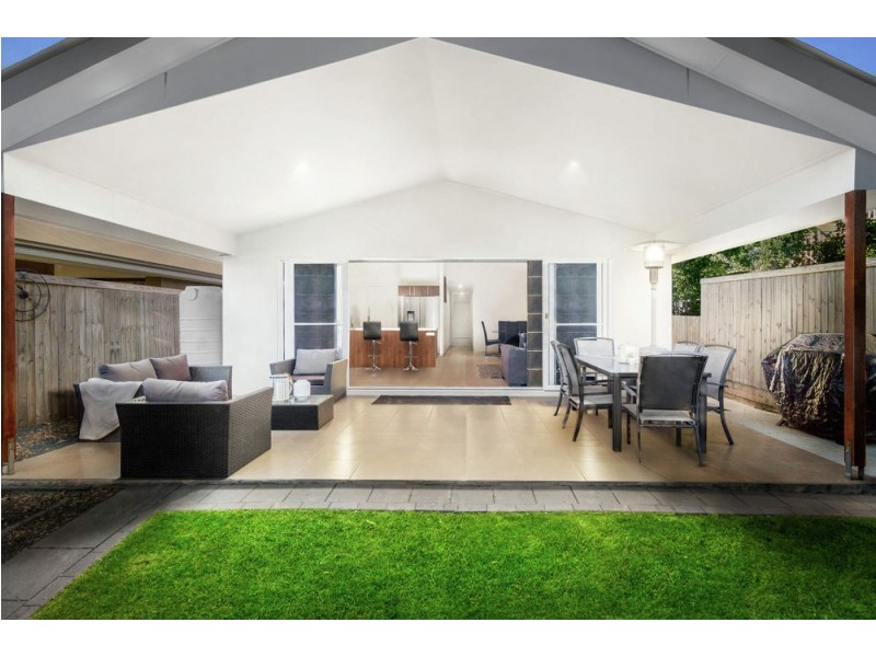 83 Besham Parade, Wynnum QLD 4178