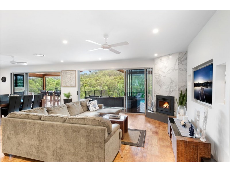 180 Welches Road, Wongawallan QLD 4210