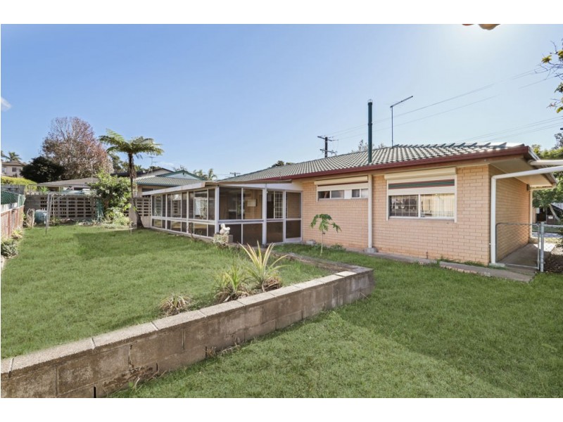 12 Avington Street, Keperra QLD 4054