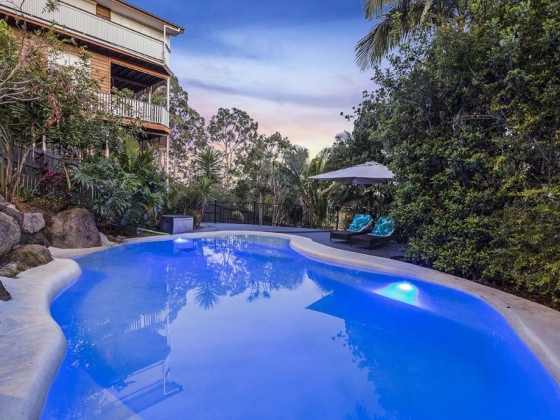 2/1082 South Pine Road, Everton Hills QLD 4053