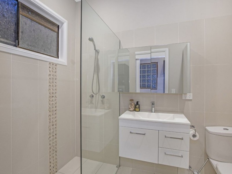 2/1082 South Pine Road, Everton Hills QLD 4053