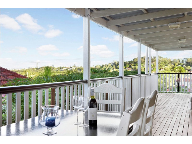 65 Armfield Street, Stafford QLD 4053