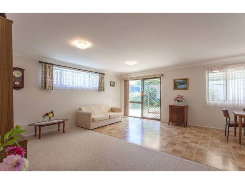 17 Mott Crescent, Rockville QLD 4350