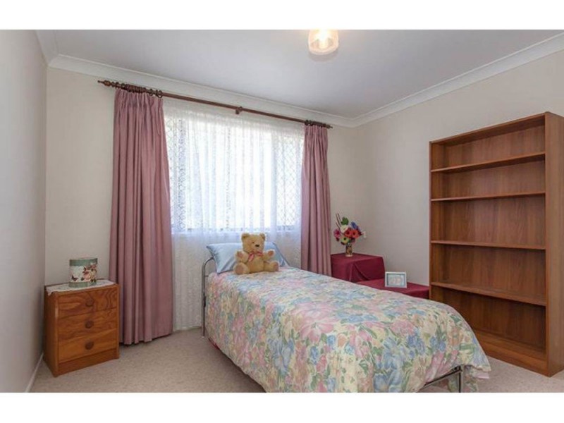 17 Mott Crescent, Rockville QLD 4350