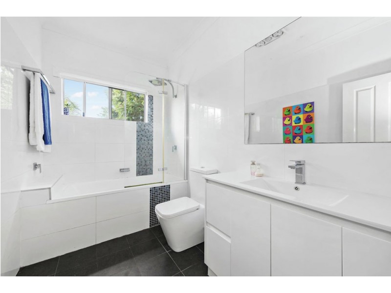 17 Kywong Street, Wavell Heights QLD 4012