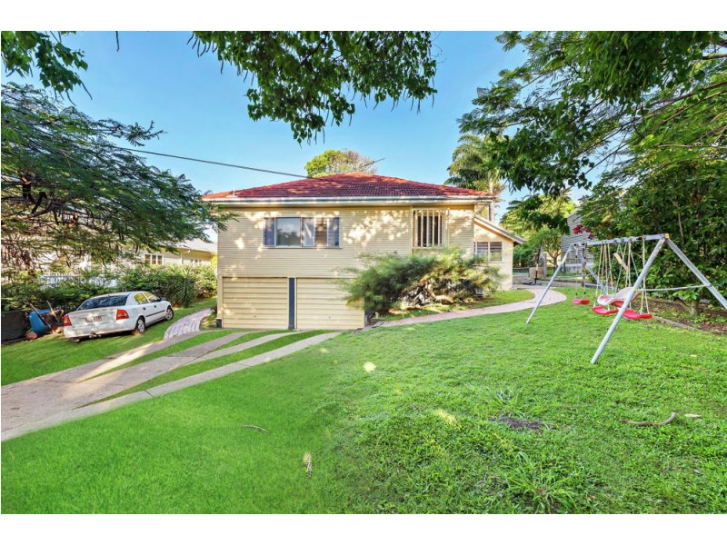 17 Kywong Street, Wavell Heights QLD 4012