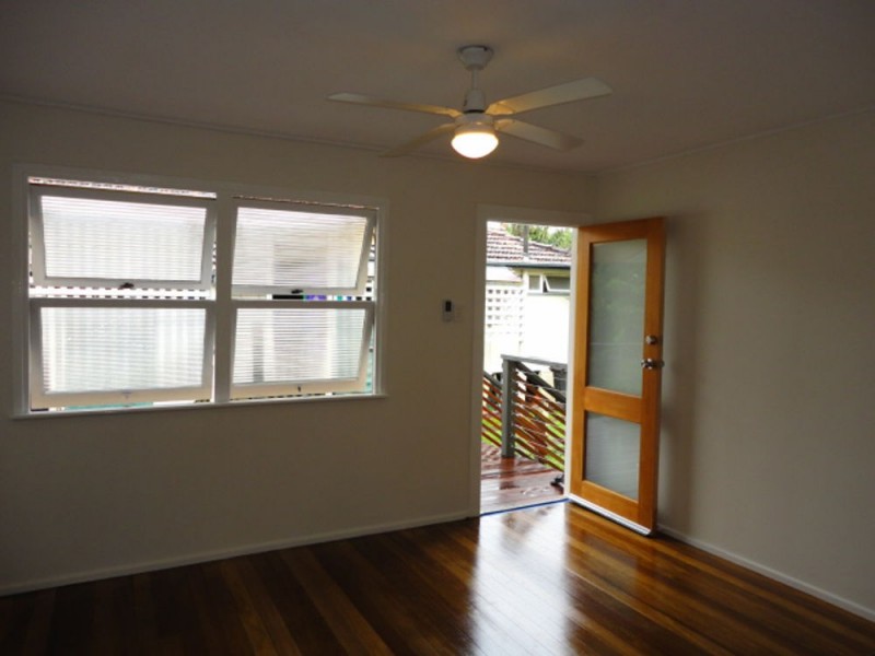 2/49 Daphne Street, Grange QLD 4051