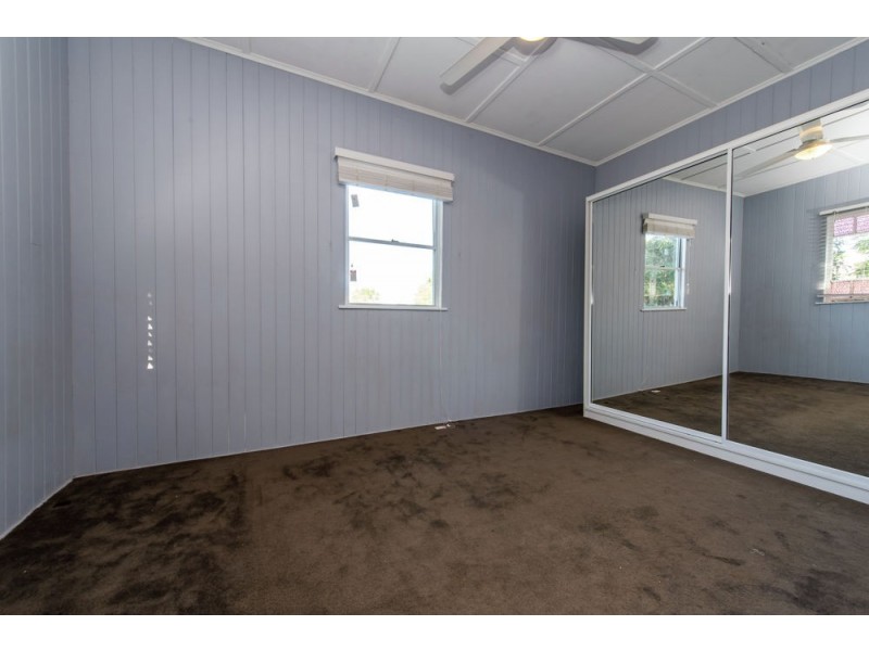 31 McIntyre Street, Centenary Heights QLD 4350