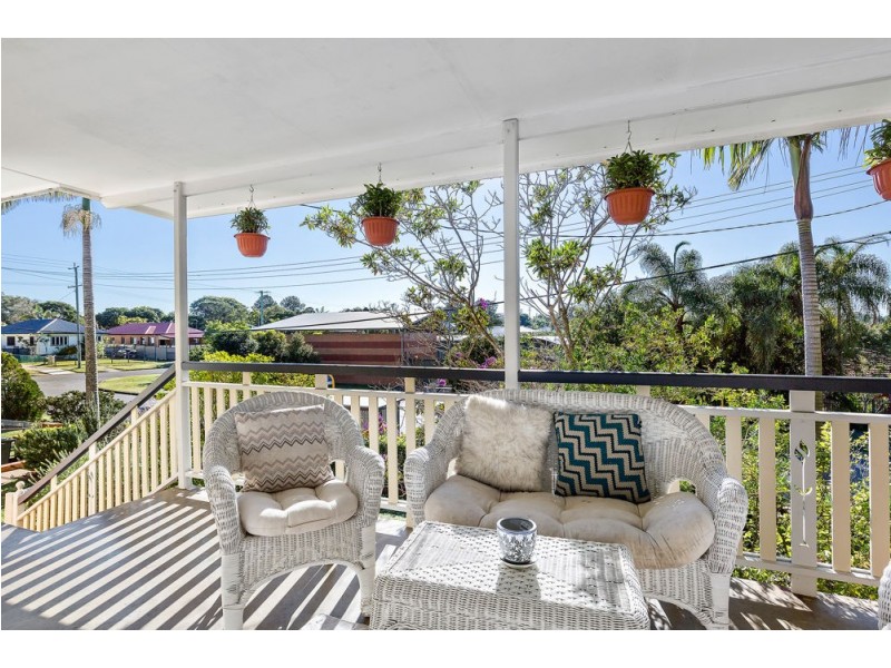 3 David Road, Holland Park QLD 4121