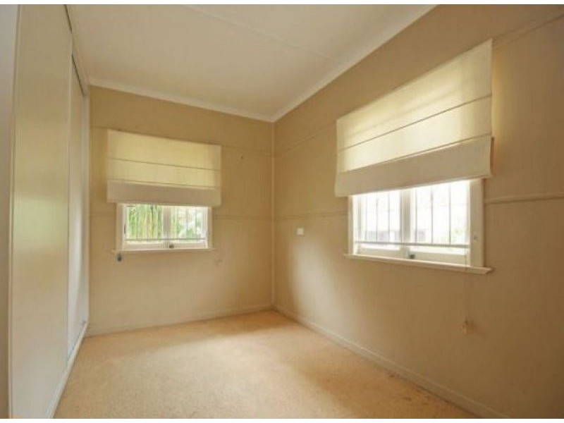 15 Ellerdale Street, Aspley QLD 4034