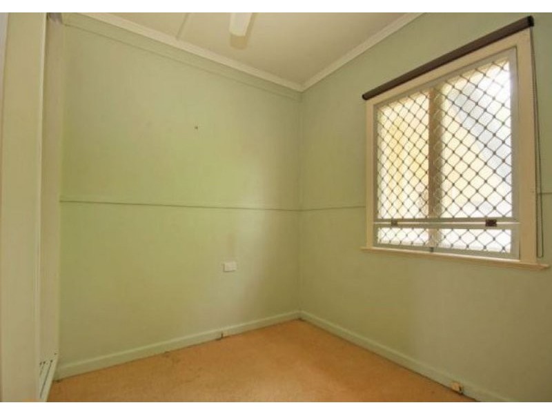 15 Ellerdale Street, Aspley QLD 4034