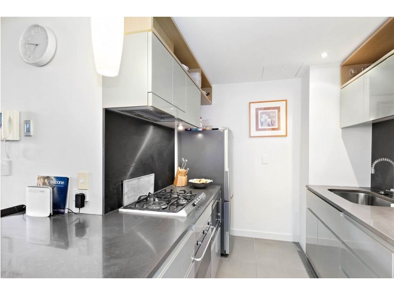 303/51 Hercules Street, Hamilton QLD 4007