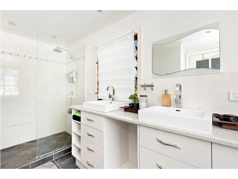 53 Anthony Street, Hamilton QLD 4007