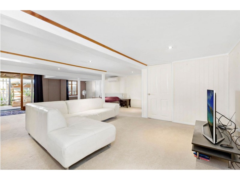 53 Anthony Street, Hamilton QLD 4007