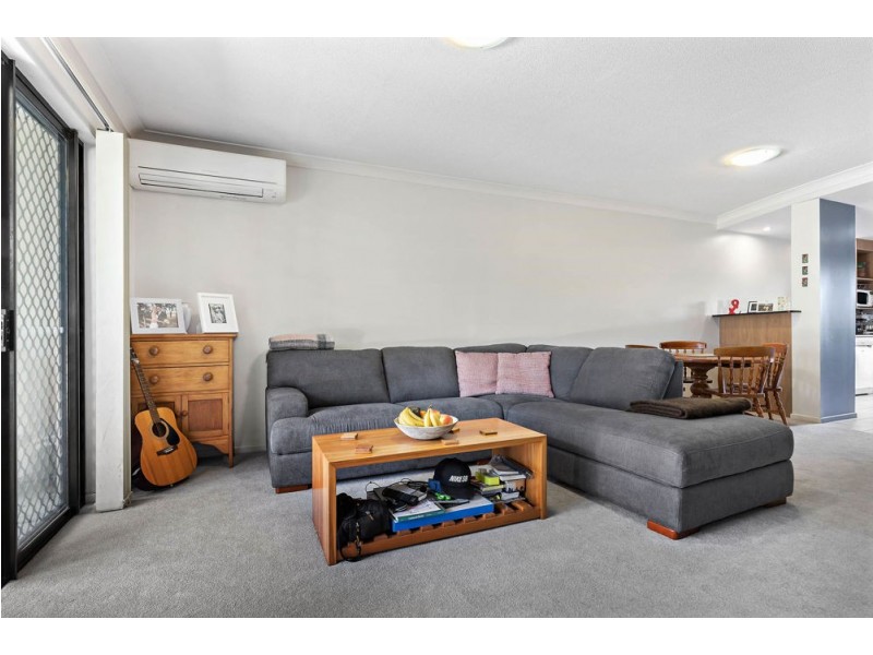 10/70 Norman Crescent, Norman Park QLD 4170