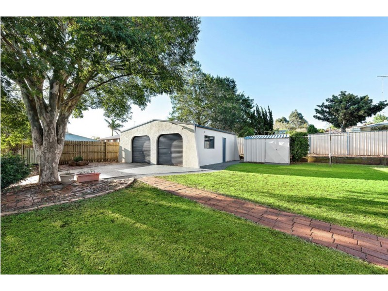 1 Sunbury Street, Harristown QLD 4350