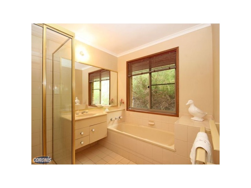 Bunya QLD 4055