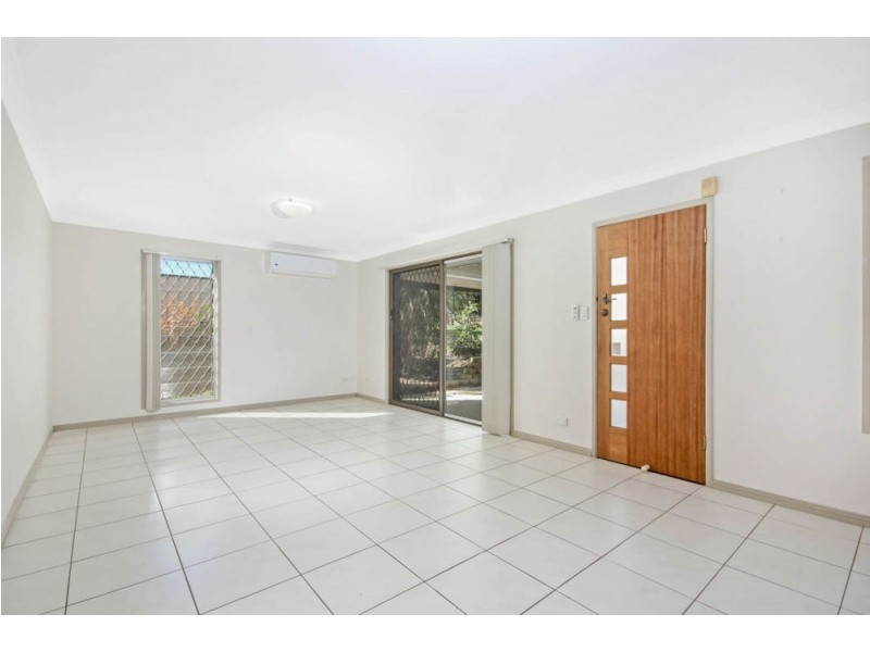 1 McCracken Street, Wishart QLD 4122