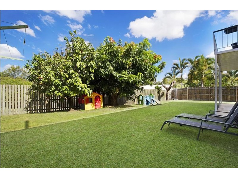 21 Mondra Street, Kenmore Hills QLD 4069