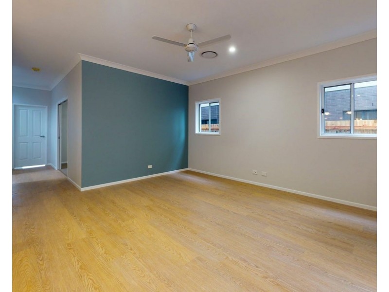 19 Carbethon Street, Manly QLD 4179