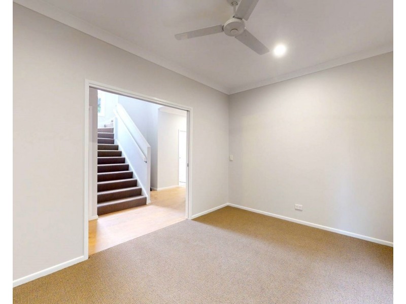 19 Carbethon Street, Manly QLD 4179