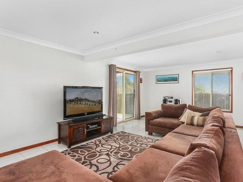 9 Grainger Street, Wynnum QLD 4178