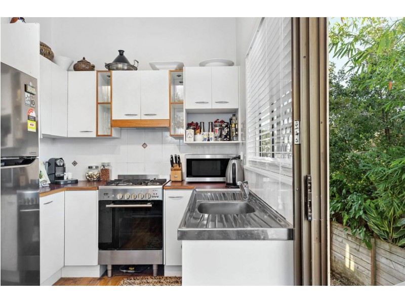 22 Alma Street, Thorneside QLD 4158