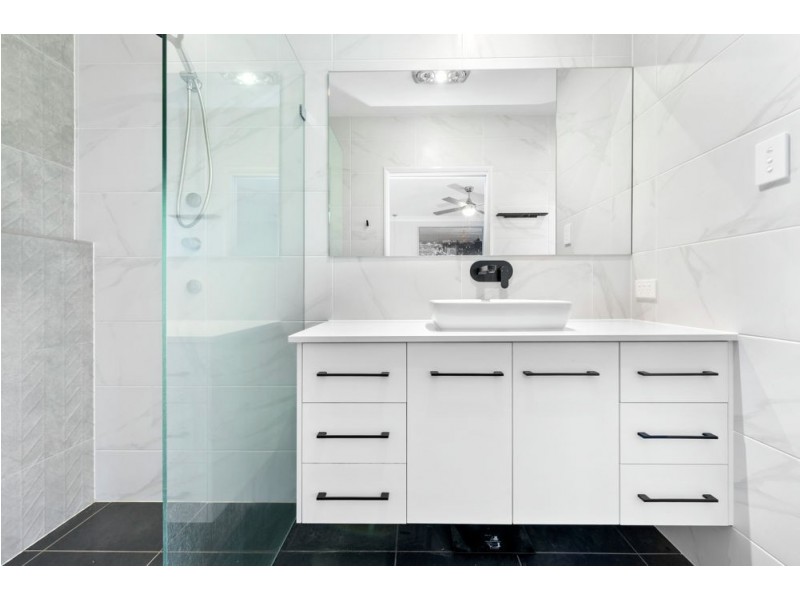 3 Velodrome Drive, Kearneys Spring QLD 4350