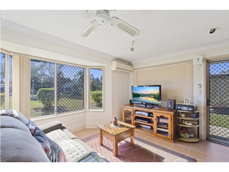 3 Banksia Court, Morton Vale QLD 4343