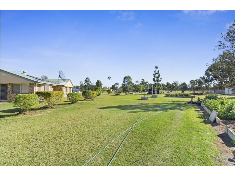3 Banksia Court, Morton Vale QLD 4343