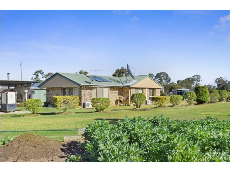 3 Banksia Court, Morton Vale QLD 4343