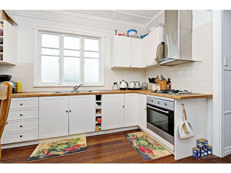 3 Waverley Street, North Toowoomba QLD 4350