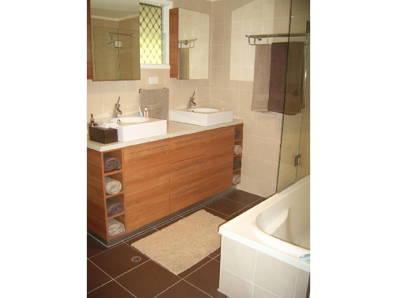 5 Brentwick Street, Chermside QLD 4032