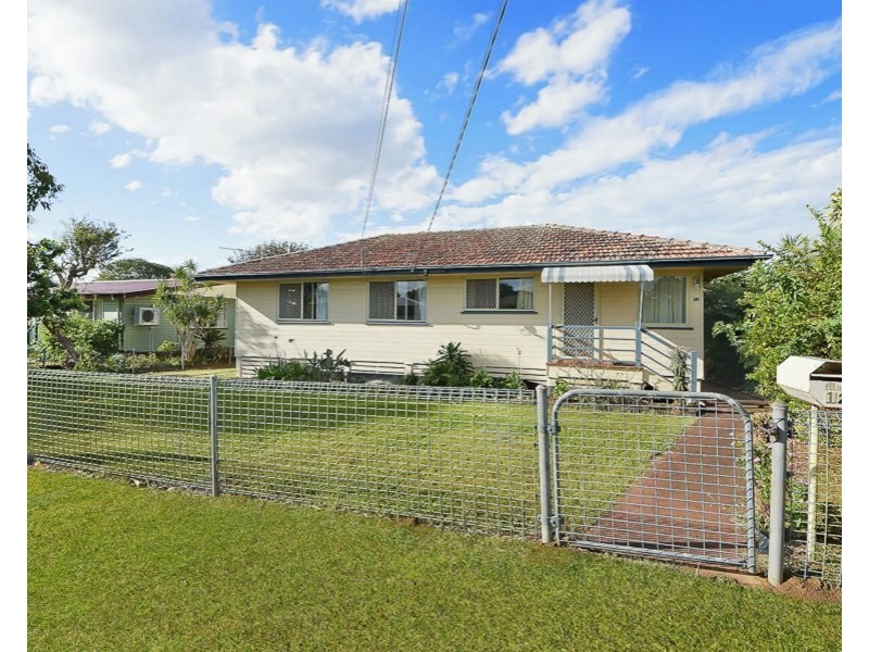 12 Lyonors Street, Bracken Ridge QLD 4017