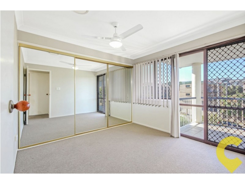 4/8 Weston Street, Coorparoo QLD 4151