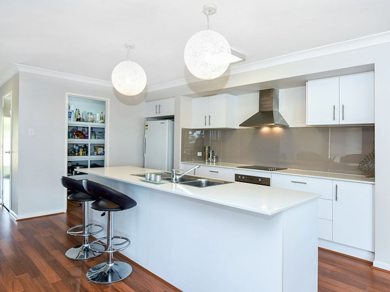 15 Kleinton Road, Kleinton QLD 4352